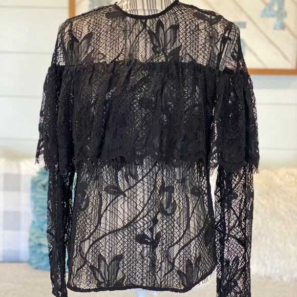 Who What Wear Tops - 𝚆𝚑𝚘 𝚆𝚑𝚊𝚝 𝚆𝚎𝚊𝚛 ll Lace Top